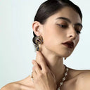 Enchanted Violet Vintage Pearl Necklace for Women - Long Floral Statement Chain, French Retro Elegant Niche Design Accessory