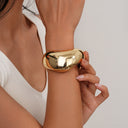 Niche Design Fashion Metal Geometric Oval Half-Moon Bracelet - Cold-Front Style Wristband for Women