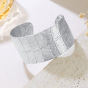 European & American Bold Leaf Texture Open Bracelets & Minimalist Fashion Cool-Tone Bangles - Niche Light Luxury Premium Jewelry