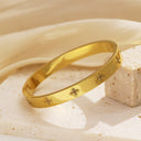 Lucky Four-Leaf Clover Shiny Zircon-Embedded Cross-Border Bracelet - Couples & Women's Light Luxury, Fade-Resistant, Fashion Versatile Titanium Steel Bangle