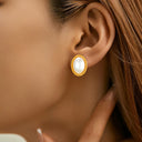 New Fashion Minimalist Chanel-Style Oval Pearl Stainless Steel Stud Earrings, Versatile Elegant Earrings for Women Wholesale