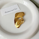 Personalized Retro Forest-Style Mask Brooch for Women - INS Minimalist Portrait Pin, Fashion Accessory Boutonniere