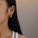 Minimalist Fashionable Stainless Steel Zircon Earrings, Versatile & Niche Design, Luxurious Titanium Steel Jewelry。