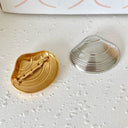 Hot-Selling Stainless Steel Brooch with Strong Color Retention - Shell Chest Flower, Suit Decoration, Wholesale Versatile Brooch