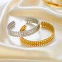 Hot Selling Wholesale C-Shaped Open Bracelet - Fashion Minimalist Light Luxury Checkered Oil-Pressed Bangle