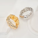 Niche Design Fashion Irregular Smooth Pleated Bracelet - Light Luxury Spring Clasp Wristband with High-End Aesthetic