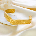 Wholesale European & American New Style Open Oil-Pressure Bracelets - Irregular V-Shape, Unique Niche Design, Exquisite C-Shape