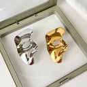 Personalized Retro Forest-Style Mask Brooch for Women - INS Minimalist Portrait Pin, Fashion Accessory Boutonniere