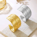 Retro Bold 3D Leaf Relief Bracelet | Niche Design with Gold Irregular Bamboo Leaf & Textured Premium Open Style