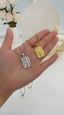 INS Vibe Retro Gold Necklace - Textured Square Pendant Collarbone Chain, Viral Versatile Sweater Chain