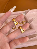 Niche Infinity Bow Sterling Silver Ring - Zircon-Accented Gold-Tone Design, Romantic Statement Jewelry for Women